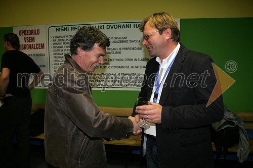 Janez Kovačič, urednik avtomobilizma v častniku Delo in Marko Škriba, vodja blagovne znamke Škoda v Sloveniji