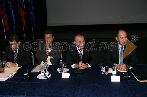 Janez Božič, minister za promet, Iztok Jarc, minister za kmetijstvo, Franc Kangler, mariborski župan, Janez Janša, predsednik Vlade Republike Slovenije