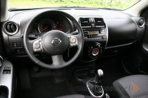 Nissan Micra 1.2 Accenta Look, notranjost