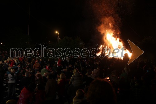 Kresovanje in praznovanje 1.maja, Koblarjev zaliv