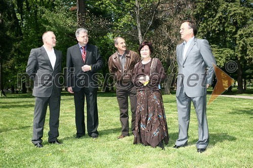 Franc Kangler, Mariborski župan, Andrej Verlič, mariborski podžupan, Jože Kuhar, direktor Florine, Hedvika Jenčič, zavod za gozdove RS in Milan Petek, poslanec LDS