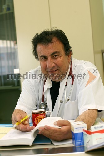 Dr. Melqart Mohamad Berro, mestni svetnik MOM