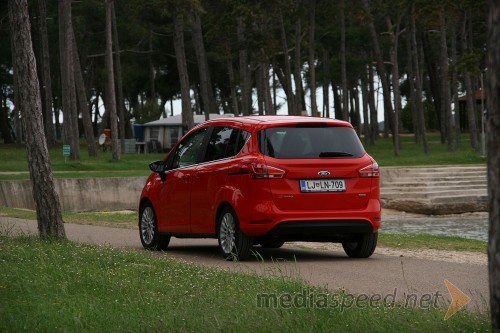 Ford B-MAX 1.6 TDCi Titanium (70 kW)