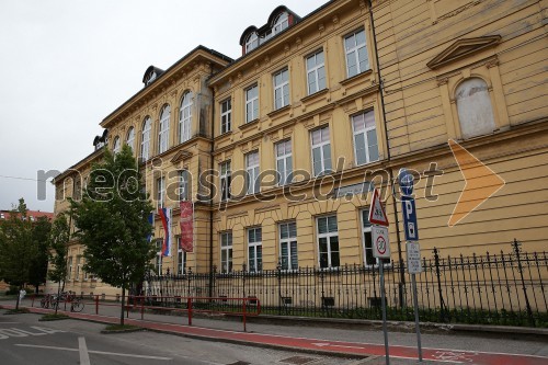 OŠ Bojana Ilicha Maribor