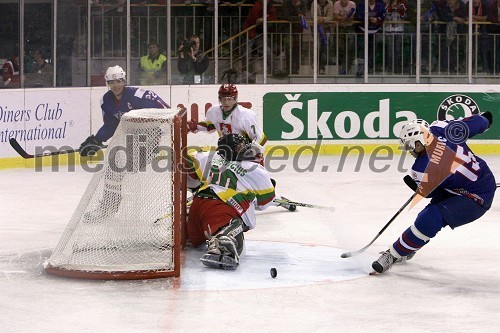 Hokejska tekma med Slovenijo in Litvo