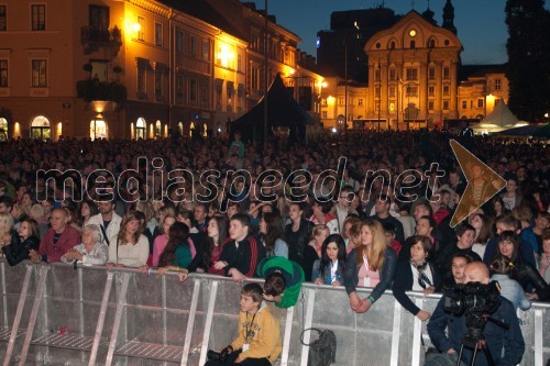 Preplavimo trg, koncert za pomoč žrtvam poplav