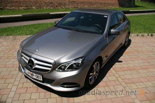 Mercedes-Benz E 300 Bluetec Hybrid