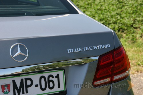 Mercedes-Benz E 300 Bluetec Hybrid