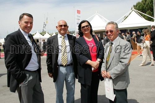 Ivan Silič, direktor Turističnega združenja Portorož, Janez Kocijančič, predsednik Olimpijskega komiteja Slovenije, Vojka Štular, nekdanja županja Pirana in Marjan Rožič, nekdanji predsednik TZS