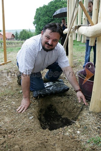 Štefan Varga, vinogradnik in skrbnik trte