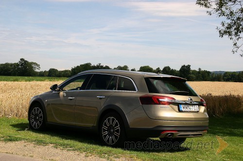 Opel Insignia Country Tourer 2.0 CDTI (120 kW) 4x4