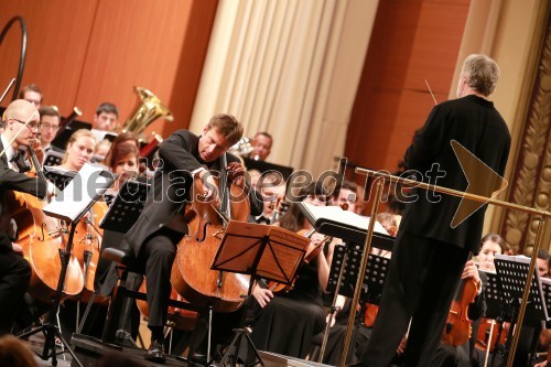 Koncert Mednarodnega orkestra Ljubljana z dirigentom Klausom Arpom