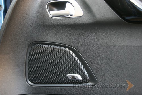 Citroën Grand C4 Picasso BlueHDi Exclusive, odličen zvok iz JBL zvočnikov