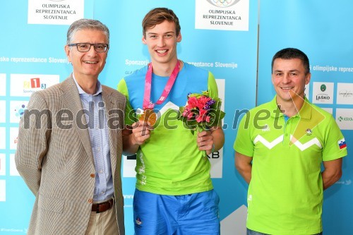 Mladinska olimpijska reprezentanca, sprejem in novinarska konferenca