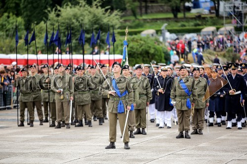 Papež Frančišek obiskal Sredipolje na Goriškem