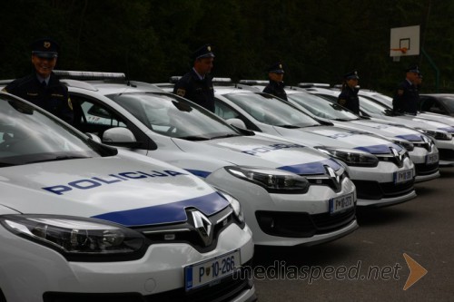 156 vozil Renault Megane Grandtour za slovensko policijo