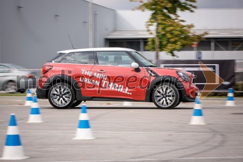 MINI Urban Thrill in novi petvratni MINI, slovenska predstavitev