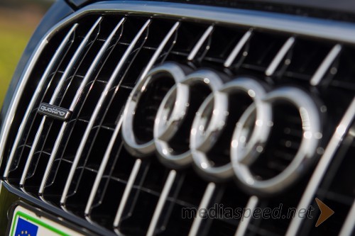 Audi Q5 2.0 TDI Clean Diesel Quattro Bussines Plus, štirje prstani 