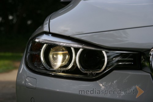 BMW 318d Touring SportLine