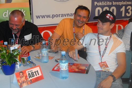 Ekipa Bowling centra Strike: Zvone Dorič, Kosta Turner in Ermin Rakovič, nogometaš