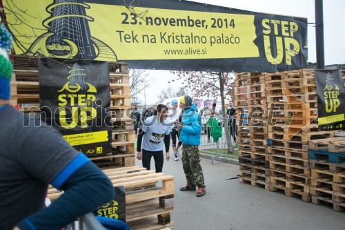 Tek po stopnicah na najvišjo stavbo v Sloveniji