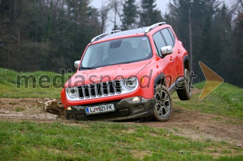 Novi Jeep Renegade: najzmogljivejši mali športni terenec, slovenska predstavitev