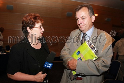 Mag. Polona Pivec, odg. urednica TV Maribor in Anton Guzej, generalni direktor RTV Slovenija