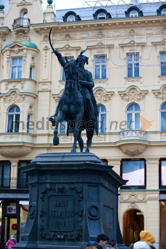 Kip bana Josipa Jelačića, Trg bana Jelačića, Zagreb