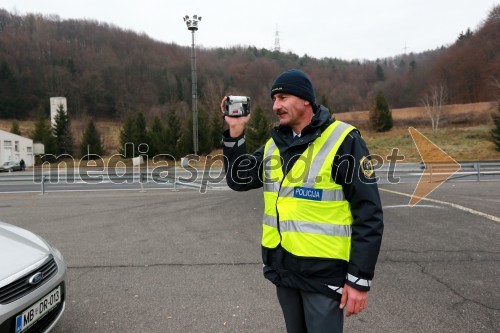 Protesti proti dodatni obdavčitvi delavcev migrantov