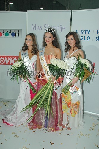 Anja Lukman, 2. spremljevalka Miss Slovenije 2007, Tadeja Ternar, Miss Slovenije 2007 in Duška Stojič, 1. spremljevalka Miss Slovenije 2007