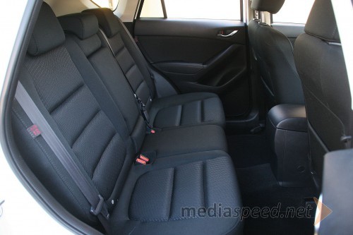 Mazda CX-5 CD150 AWD AT Attraction, prostorna zadnja klop