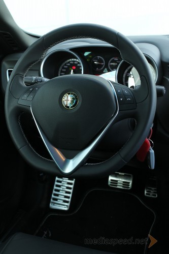 Alfa Romeo Giulietta 1750 TBI TCT Quadrifoglio Verde, mediaspeed test