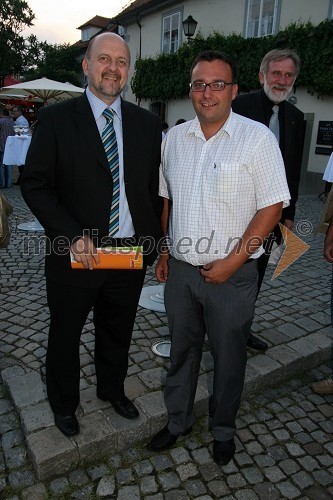 Zmago Jelinčič Plemeniti in Boštjan Zagorac, poslanca SNS in Matjaž Zanoškar, župan Slovenj Gradca