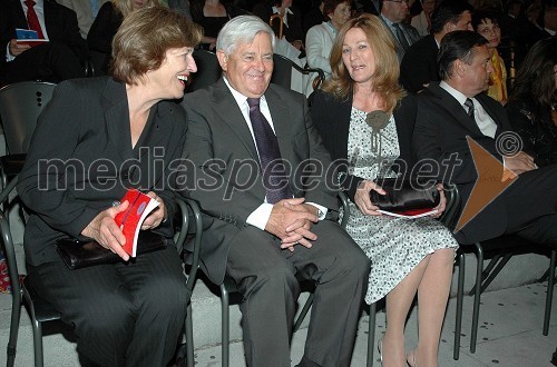 Milan Kučan, nekdanji predsednik Republike Slovenije z ženo Štefko Kučan in Zoran Jankovič, župan Ljubljane z ženo Mijo Jankovič