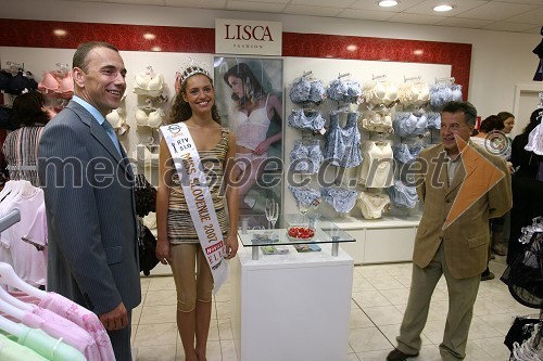 Goran Kodelja, generalni direktor Lisce d.d., Tadeja Ternar, Miss Slovenije 2007 in Zdravko Geržina, lastnik licence za Miss Slovenije