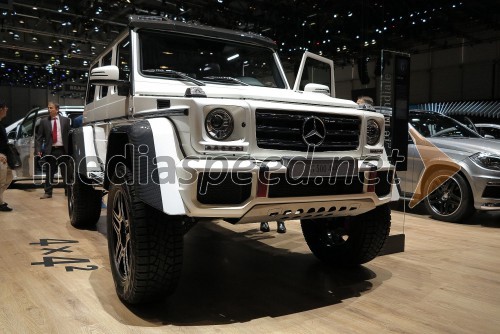 Mercedes-Benz G 4x42