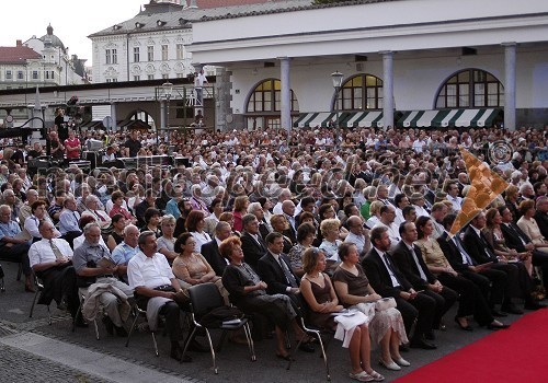 Pogačarjev trg, prizorišče festivala