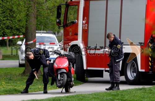 Iskalna akcija v mariborskem parku; gasilci; policija