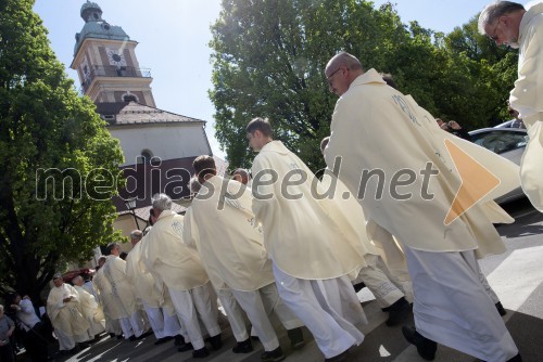 Posvečenje Alojzija Cvikla v novega mariborskega nadškofa