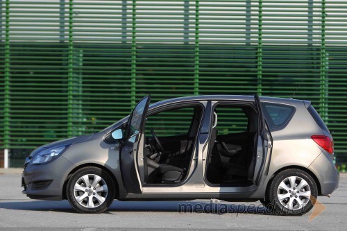 Opel Meriva 1.4 Turbo 88 kW Enjoy, nasproti si odpirajoča vrata so prava redkost v avtomobilizmu
