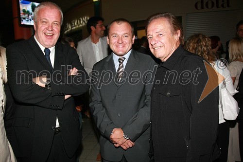 Marjan Pinter, direktor Konstruktor vgr. d.o.o., Franc Kangler, mariborski župan in Alfi Nipič, pevec