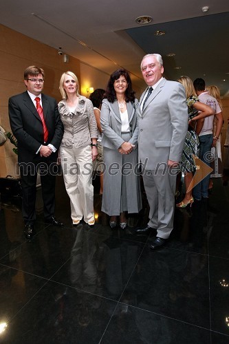 Dari Južna, lastnik podjetja Lisca d.d., Sabina Bečirović, Lisca moda Sarajevo, Vesna Južna, Mehmed Selmanović, direktor Lisce moda Sarajevo