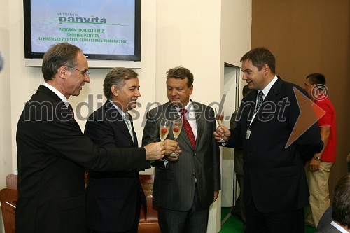 Janez Erjavec, direktor Pomurskega sejma, Jaime Silva, minister za kmetijstvo, razvoj podeželja in ribištvo Portugalske republike, Iztok Jarc, minister za kmetijstvo, gozdarstvo in prehrano RS in Dejan Židan, predsednik uprave skupine Panvita