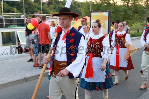 Poljska folklorna skupina Świerczkowiacy