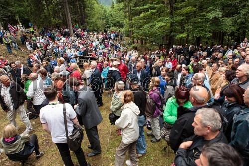 Spominska slovesnost pri Ruski kapelici