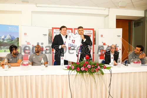 Podpis sponzorske pogodbe Košarkarsko zvezo Srbije in Skupino Triglav