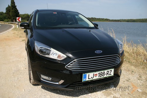 Ford Focus 1.0 EcoBoost 125 KM Titanium