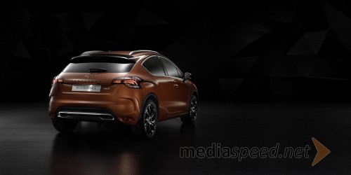 Novi DS 4 in DS 4 Crossback