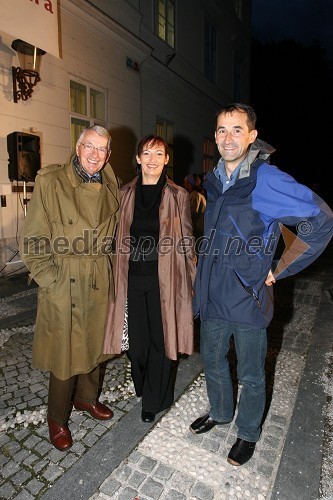 Demeter Bitenc s spremljevalko Majdo in Janez Kopač, nekdanji minister za okolje, prostor in energijo
