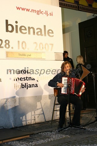 Mirka Đonlić, glasbenica
